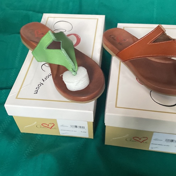 Shoes - Picture 5 of 8